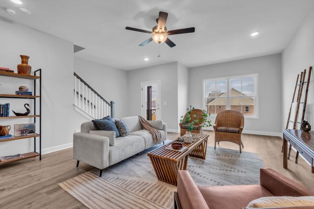 610 Granbury Pvt Drive, Hendersonville, TN 37075