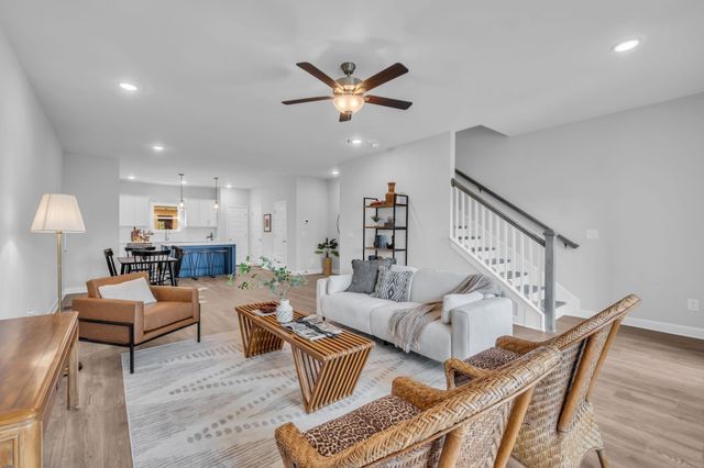 610 Granbury Pvt Drive, Hendersonville, TN 37075
