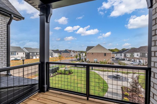 610 Granbury Pvt Drive, Hendersonville, TN 37075