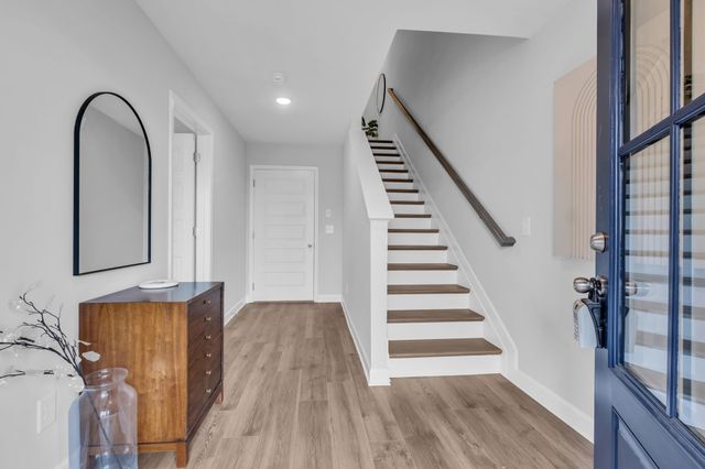 610 Granbury Pvt Drive, Hendersonville, TN 37075