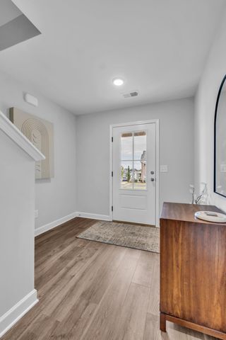 610 Granbury Pvt Drive, Hendersonville, TN 37075