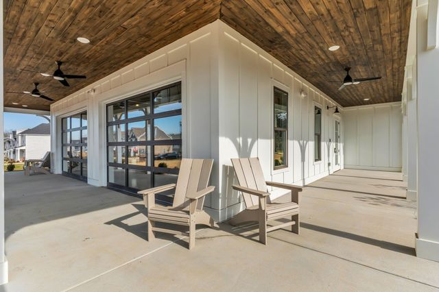 610 Granbury Pvt Drive, Hendersonville, TN 37075