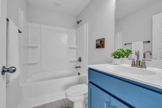 610 Granbury Pvt Drive, Hendersonville, TN 37075