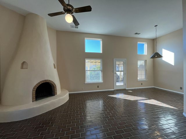 5201 Purcell Drive NE, Albuquerque, NM 87111