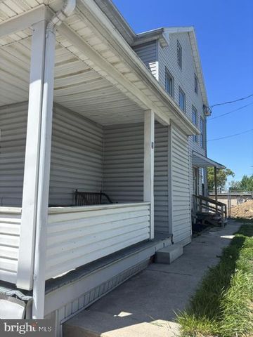 35 W HANOVER ST, Hanover, PA 17331