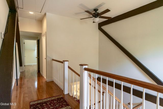 37 Clark Street APT 4, Saratoga Springs, NY 12866
