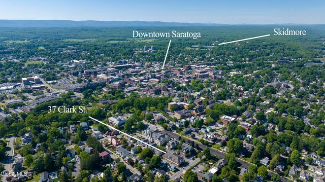 37 Clark Street APT 4, Saratoga Springs, NY 12866