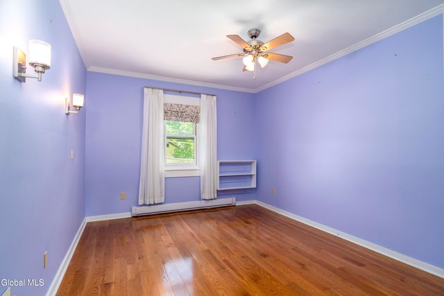 37 Clark Street APT 4, Saratoga Springs, NY 12866