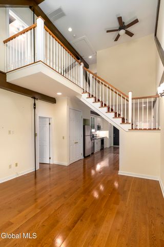 37 Clark Street APT 4, Saratoga Springs, NY 12866