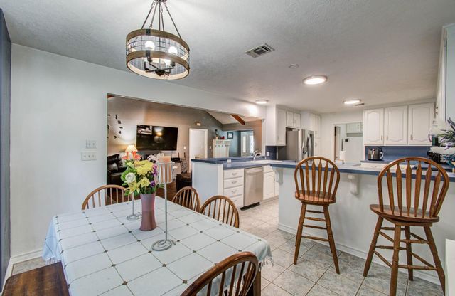 1139 County Road 2103, Weimar, TX 78962