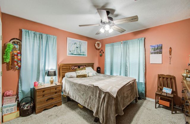 1139 County Road 2103, Weimar, TX 78962