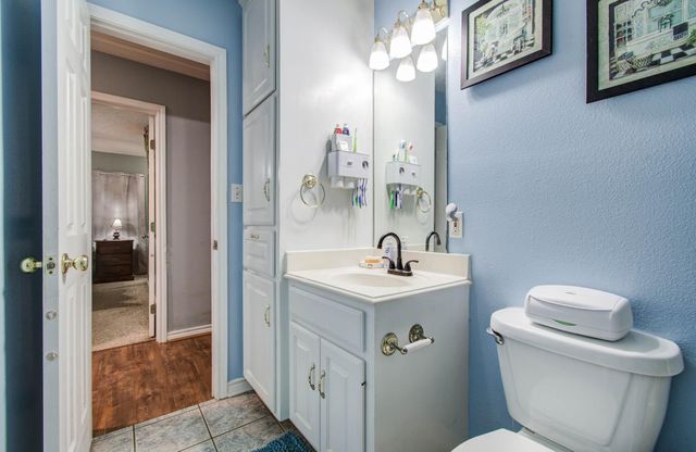 1139 County Road 2103, Weimar, TX 78962