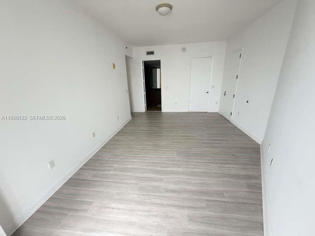 15901 Collins Ave 3005, Sunny Isles Beach, FL 33160