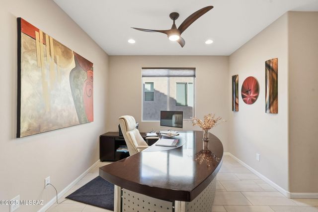 2504 E Josephine View Drive, Green Valley, AZ 85614