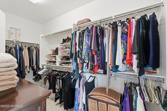 2504 E Josephine View Drive, Green Valley, AZ 85614