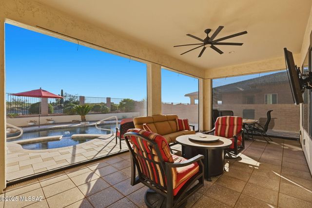 2504 E Josephine View Drive, Green Valley, AZ 85614