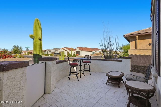 2504 E Josephine View Drive, Green Valley, AZ 85614