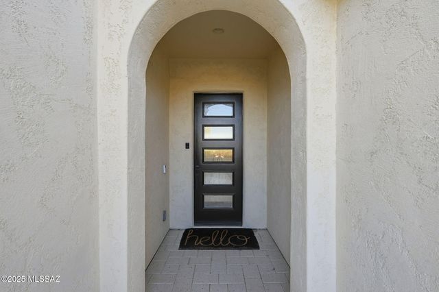 2504 E Josephine View Drive, Green Valley, AZ 85614