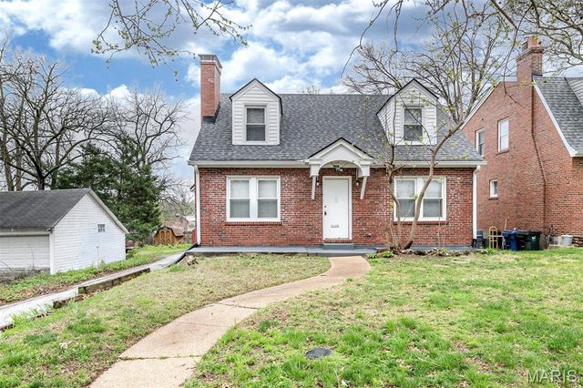 7710 Saint Albans Avenue, St Louis, MO 63117
