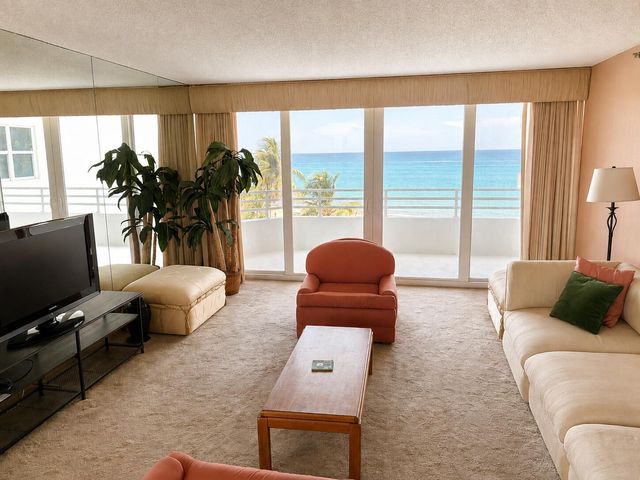 3407 S Ocean Boulevard, Highland Beach, FL 33487
