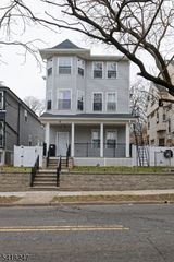 81 N Grove St 3, East Orange City, NJ 07017