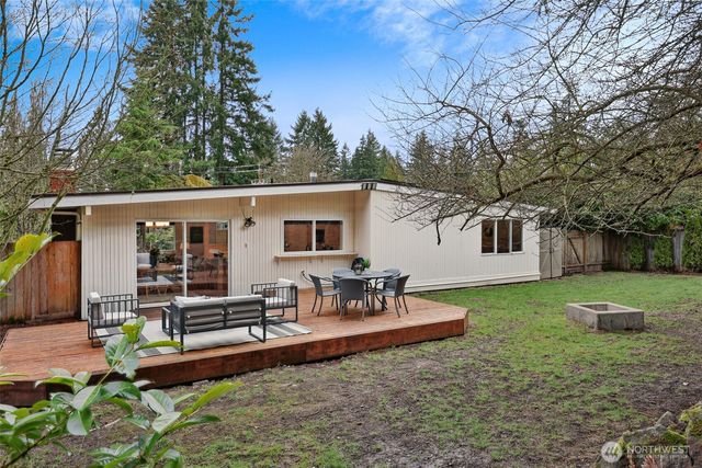 14627 SE Newport Way, Bellevue, WA 98006