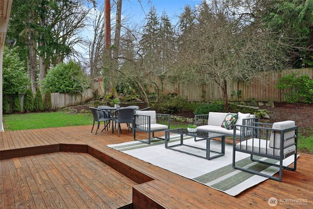 14627 SE Newport Way, Bellevue, WA 98006