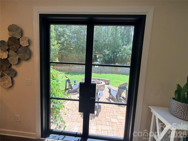 5070 Watersail Way, Lake Wylie, SC 29710