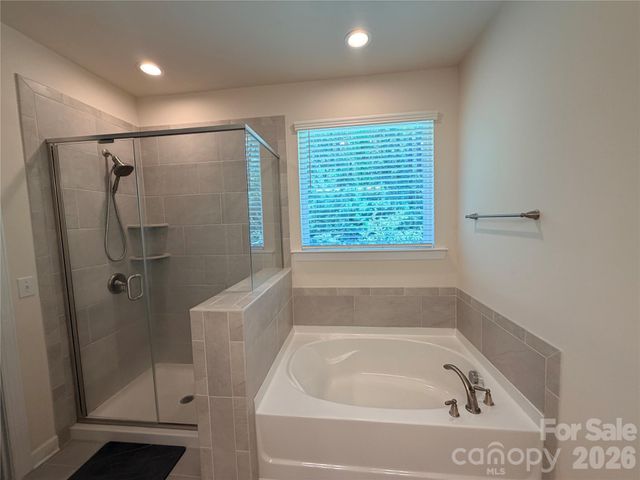 5070 Watersail Way, Lake Wylie, SC 29710