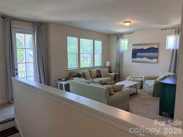 5070 Watersail Way, Lake Wylie, SC 29710