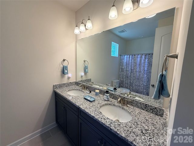 5070 Watersail Way, Lake Wylie, SC 29710