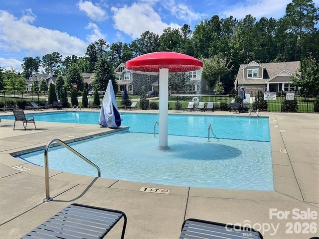 5070 Watersail Way, Lake Wylie, SC 29710