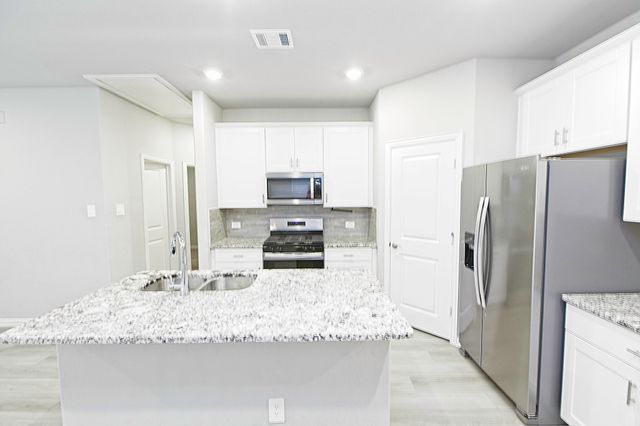 3913 Murvaul Drive, Farmersville, TX 75442