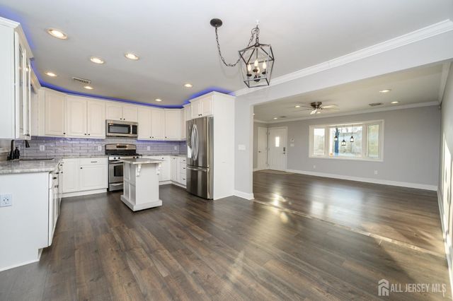 1212 Pemberton Street, Toms River, NJ 08757