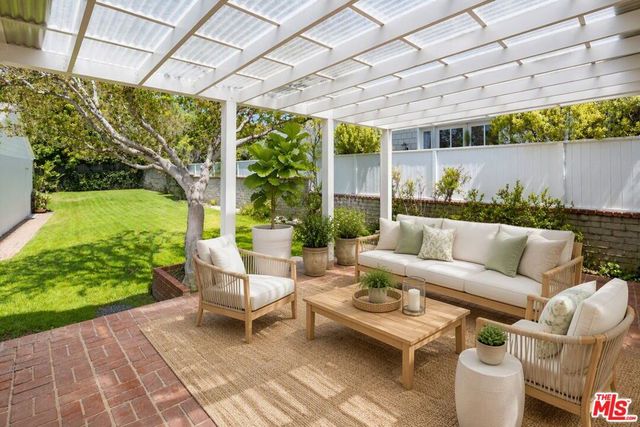 513 Arbramar Avenue, Los Angeles, CA 90272