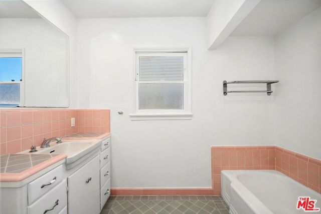 513 Arbramar Avenue, Los Angeles, CA 90272