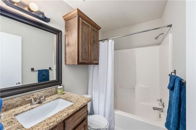 1209 Oney Hervey Drive, College Station, TX 77840