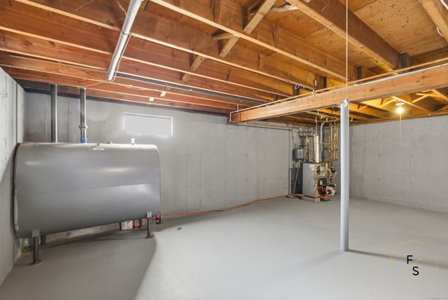 11 Valerie Drive, Vernon, CT 06066