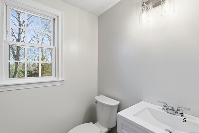 11 Valerie Drive, Vernon, CT 06066