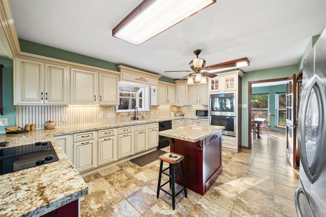 25948 Nelson Road, Hempstead, TX 77445