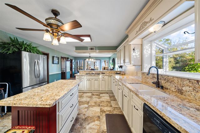 25948 Nelson Road, Hempstead, TX 77445