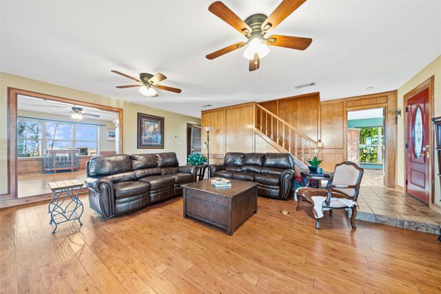 25948 Nelson Road, Hempstead, TX 77445