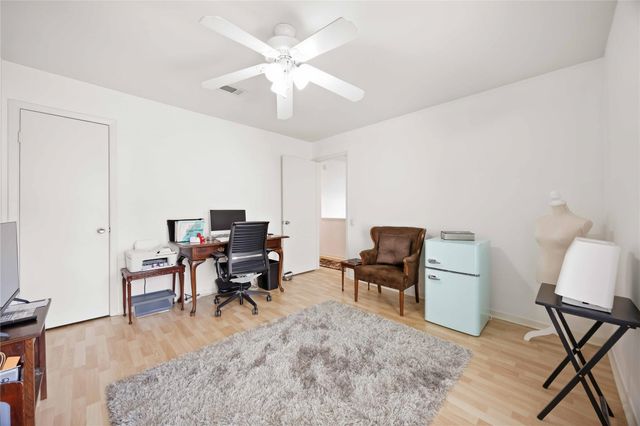 1669 Prairie Grove Drive, Houston, TX 77077