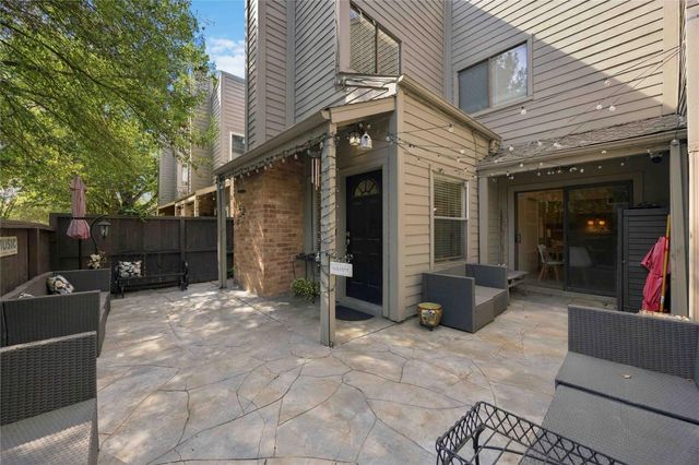 1669 Prairie Grove Drive, Houston, TX 77077