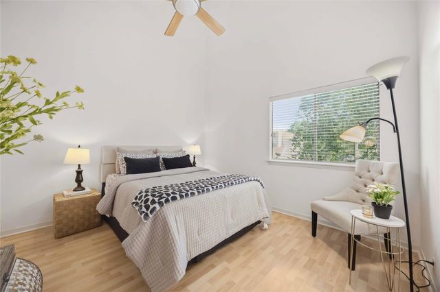 1669 Prairie Grove Drive, Houston, TX 77077