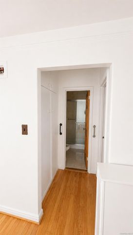 214-07B Hillside Ave Unit B, Queens Village, NY 11427