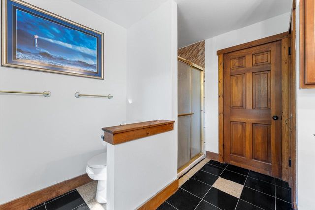 W326S1480 Forest Hills DRIVE, Delafield, WI 53018