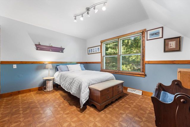 W326S1480 Forest Hills DRIVE, Delafield, WI 53018