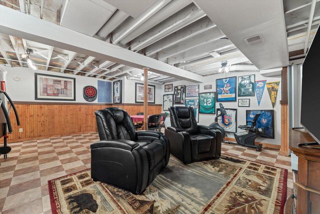 W326S1480 Forest Hills DRIVE, Delafield, WI 53018