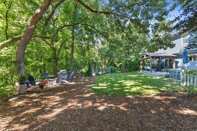 W326S1480 Forest Hills DRIVE, Delafield, WI 53018